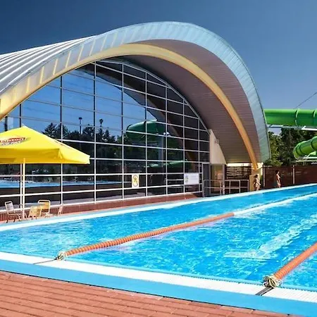 Duplex In Near Semesterbostad